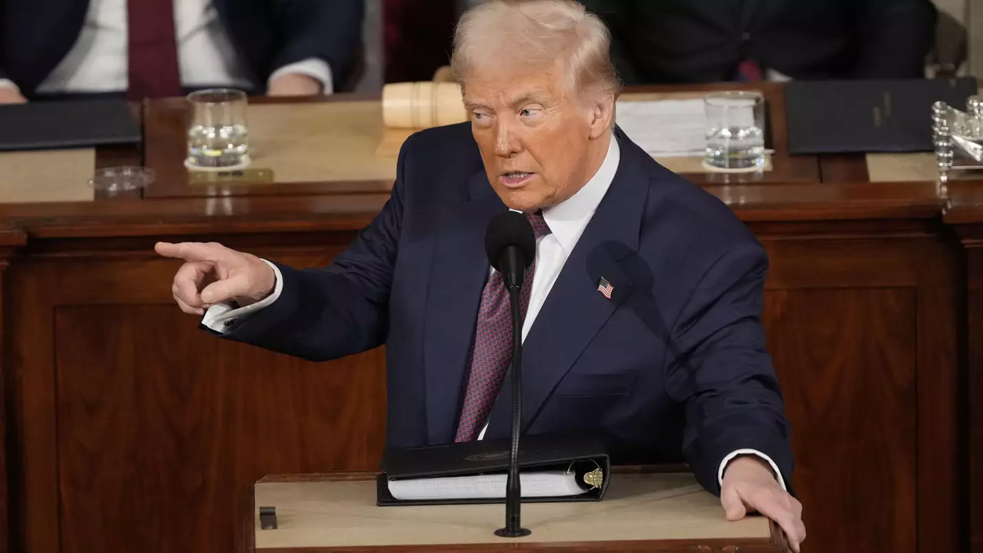 "48 сағаттан соң тозаққа айналдырамын". Трамп Ормұз бұғазын ашуды талап етіп, "жәһаннам орататынын" айтты