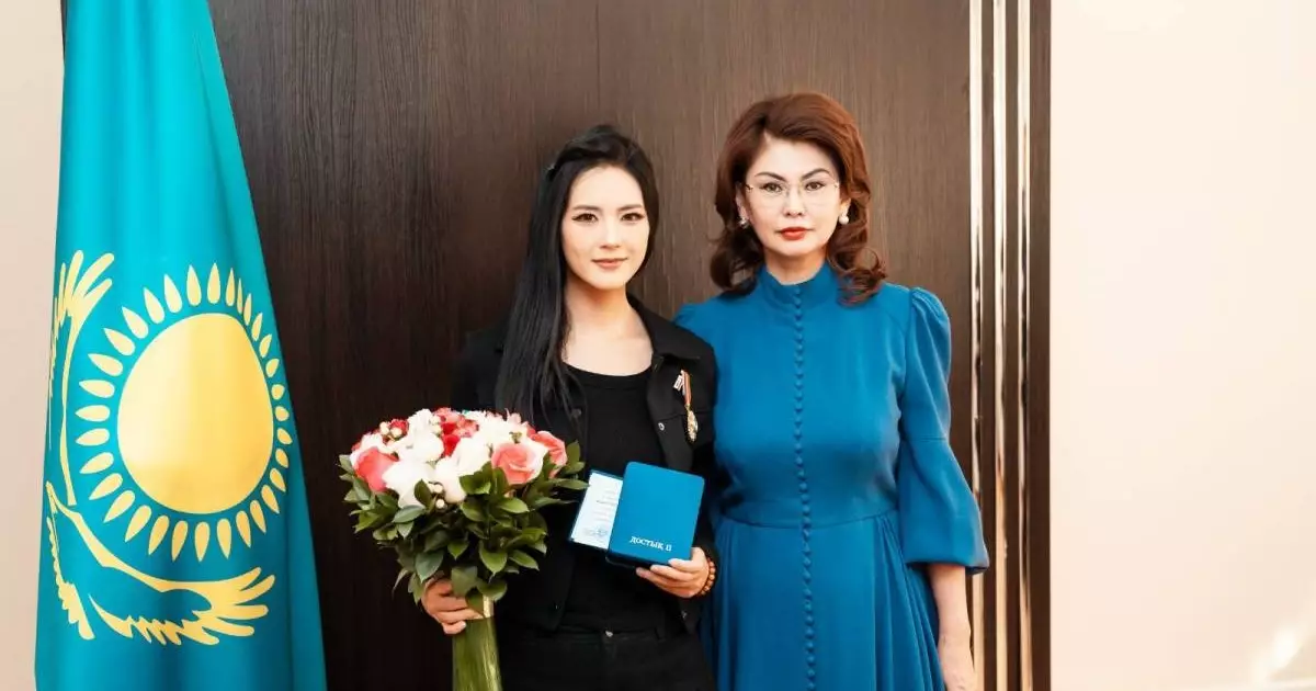  Тао Минсю Мемлекет басшысының атынан ІІ дәрежелі «Достық» орденімен марапатталды 