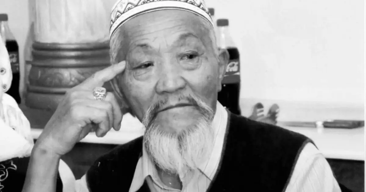  Белгілі ақын Зуқай Шәрбақынұлы өмірден өтті 