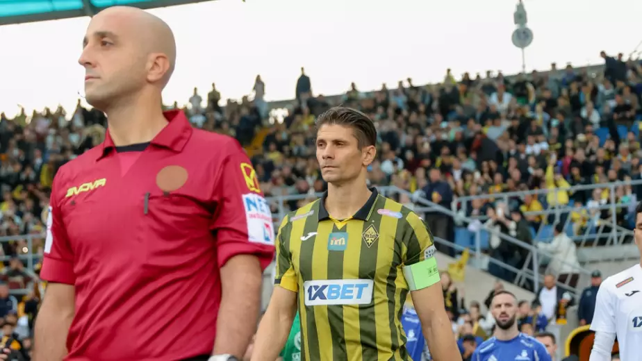 "Кайрат" - "Астана": прямая трансляция матча КПЛ-2026