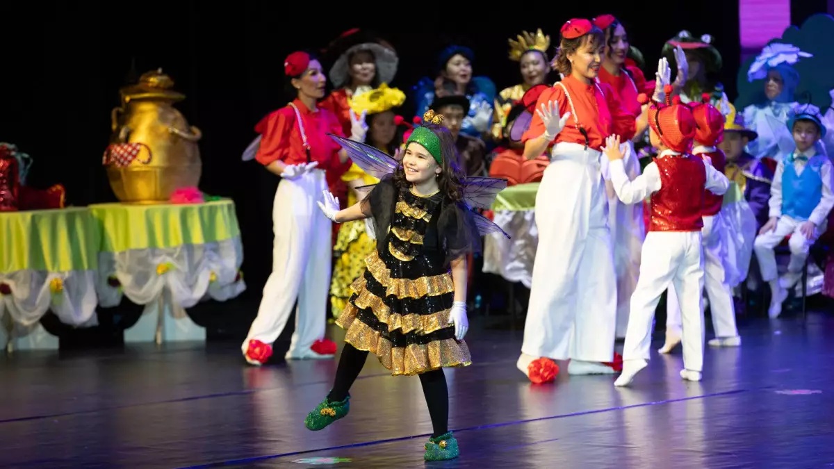 Мюзикл «Муха-Цокотуха» с участием детей с аутизмом собрал аншлаг в Астане