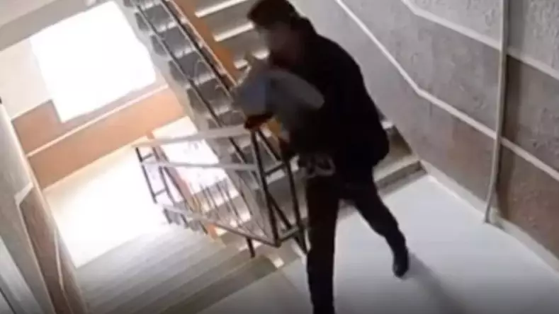 Ақтауда екі айлық сәби шетінеп кетті: Cотқа дейінгі тергеу басталды