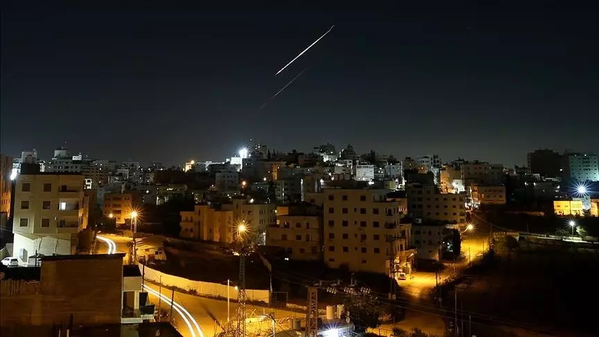 Иран Кувейт, Бахрейн және БАӘ-дегі АҚШ-тың әскери нысандарына соққы жасады – БАҚ