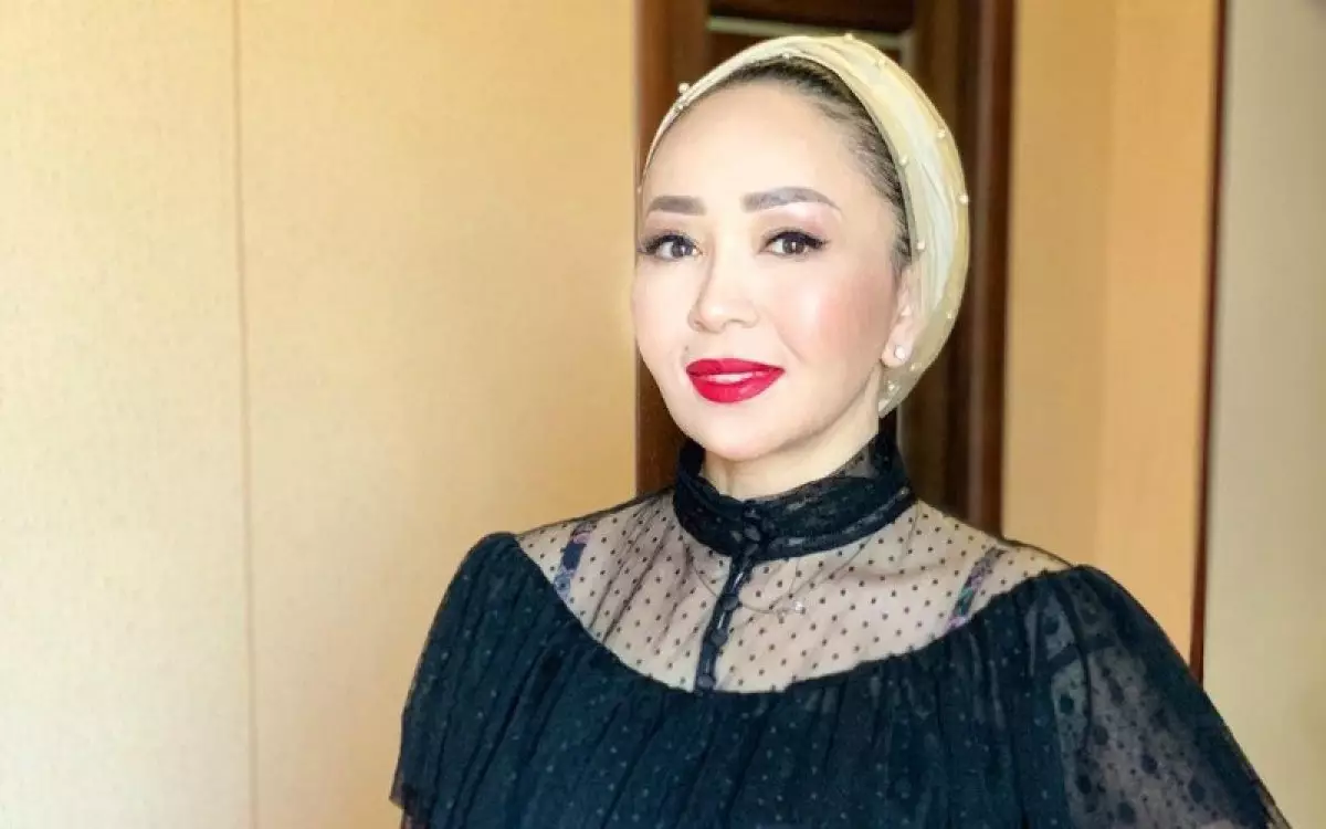 Сөзге абай болайық: айтыскер Айнұр Тұрсынбаева халыққа ескерту жасады