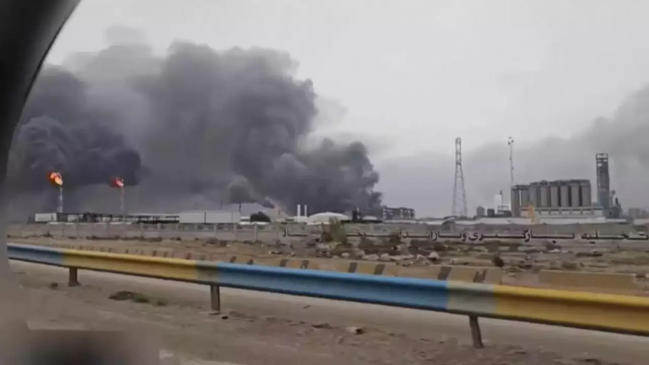 Израиль ударил по энергообъекту Ирана