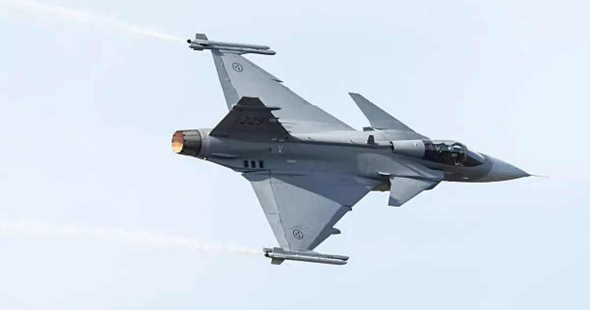   «Ормуз бұғазында жағдай шиеленісті»: Иран АҚШ ұшағын атып түсірді   