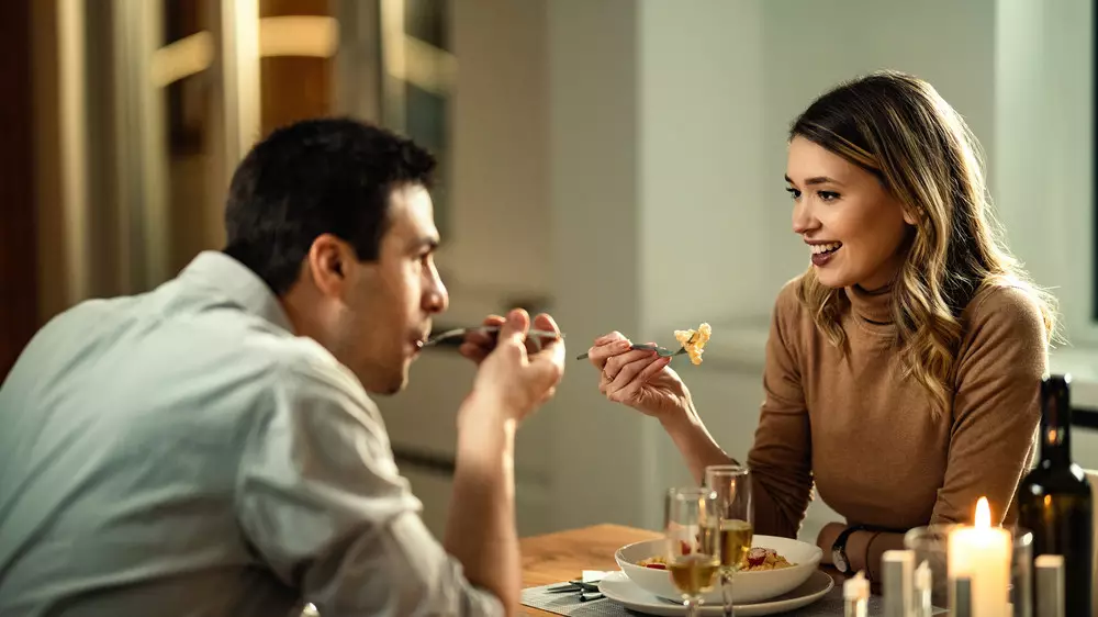 Названо лучшее время, чтобы написать девушке после первого свидания