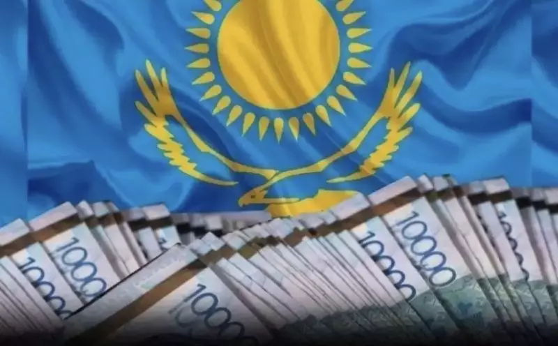 Экс-депутата обязали вернуть государству почти миллиард тенге