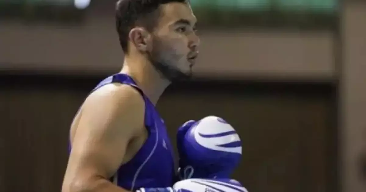  Азия чемпионаты: Ерасыл Жақпеков өзбекстандық боксшыға есе жіберді 