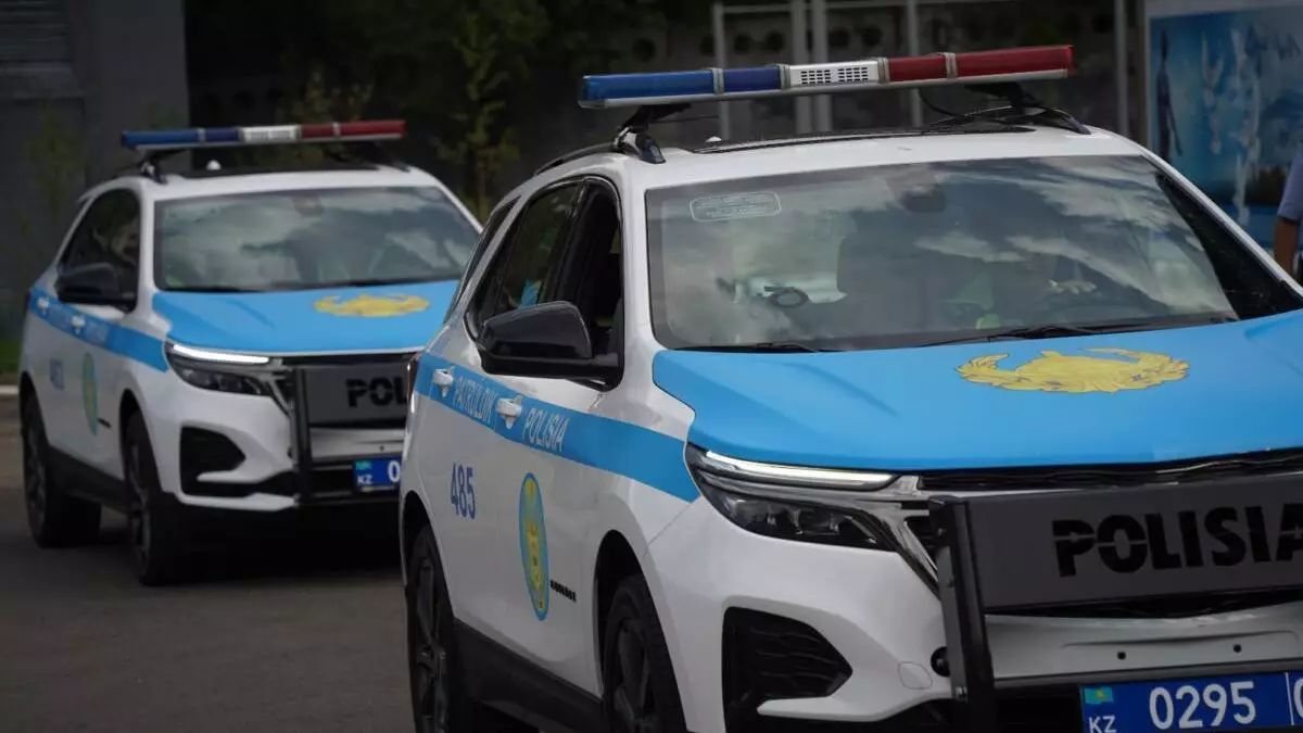 Почти 900 нарушений ПДД выявили за сутки в Алматинской области