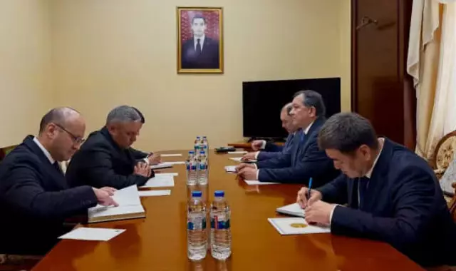 Туркменистан и Казахстан обсудили взаимодействие в сфере экологии.