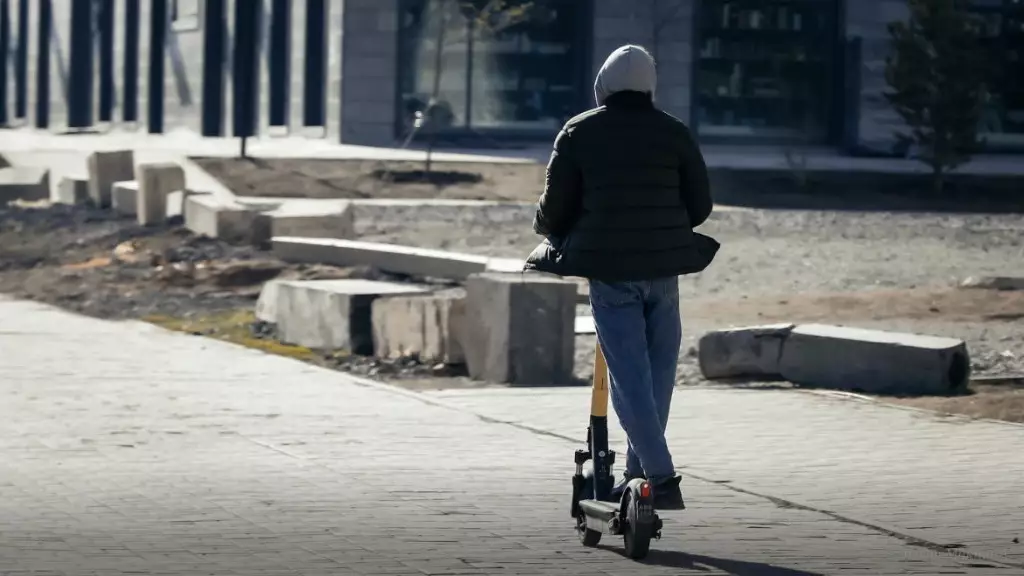 Электрлі самокат мінетіндерге бақылау күшейді: не өзгерді?