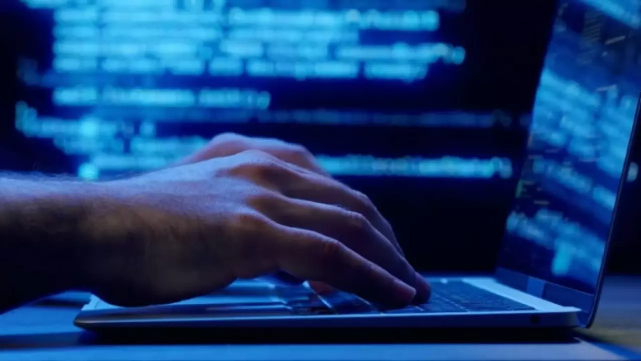 Как ИИ помогает мошенникам обманывать людей