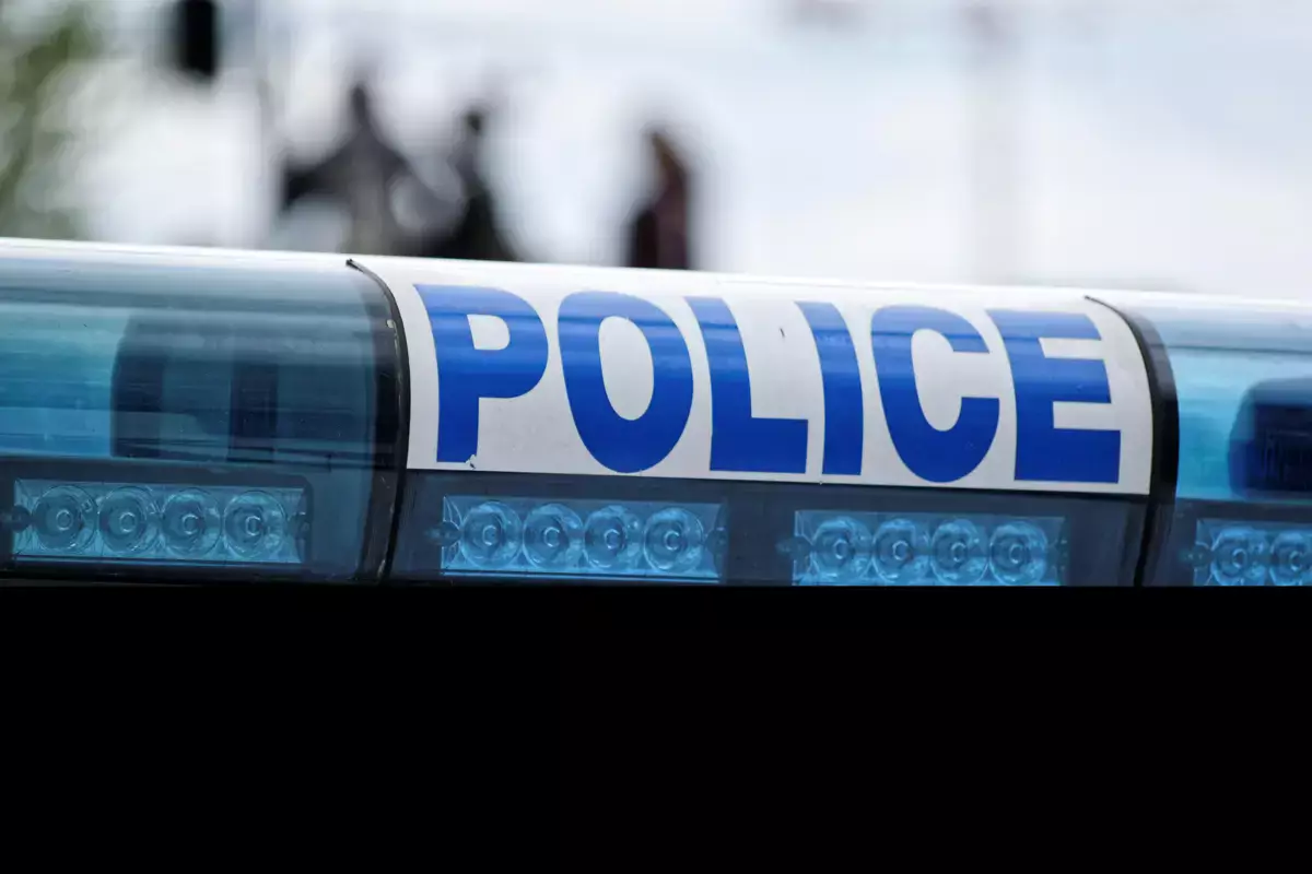 Замечание закончилось нападением: в Атырауской области избили полицейских - новости на Lada.kz 05.04.2026