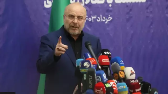 Иран парламентінің спикері Трампты "қауіпті ойыннан бас тартуға" шақырды