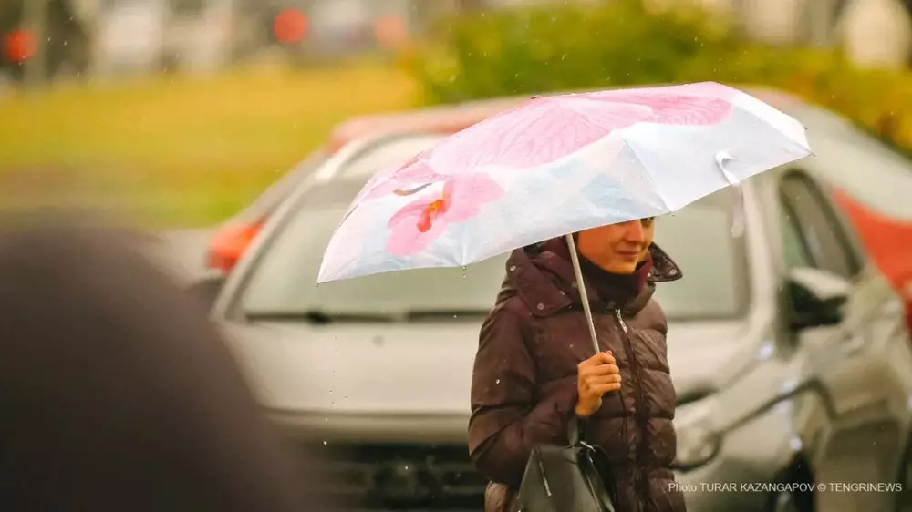 Дожди, шквал, туман: какой будет погода в  Казахстане 6 апреля