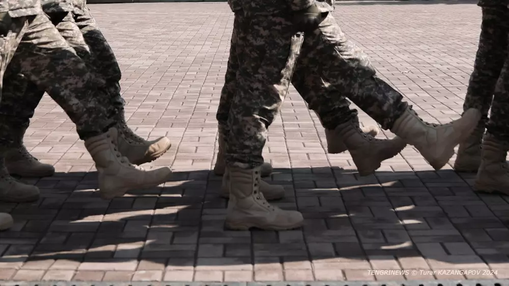 Солдат-срочник умер от менингита в Аягозе - врач госпиталя попала под суд