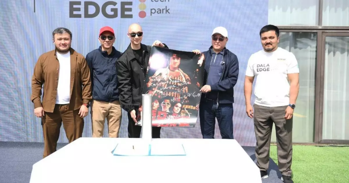   Қазақстанда түсірілетін фильмде басты рөлді Джеки Чан сомдайды   