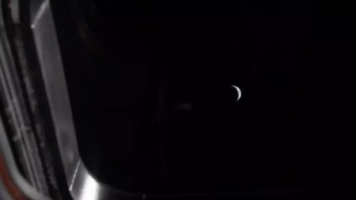 "Artemis II" миссиясының экипажы Айға жақындап қалды