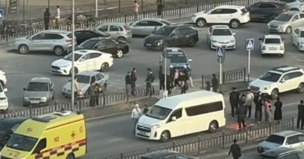  Атырауда оқушыны көлік қағып, көз жұмды 