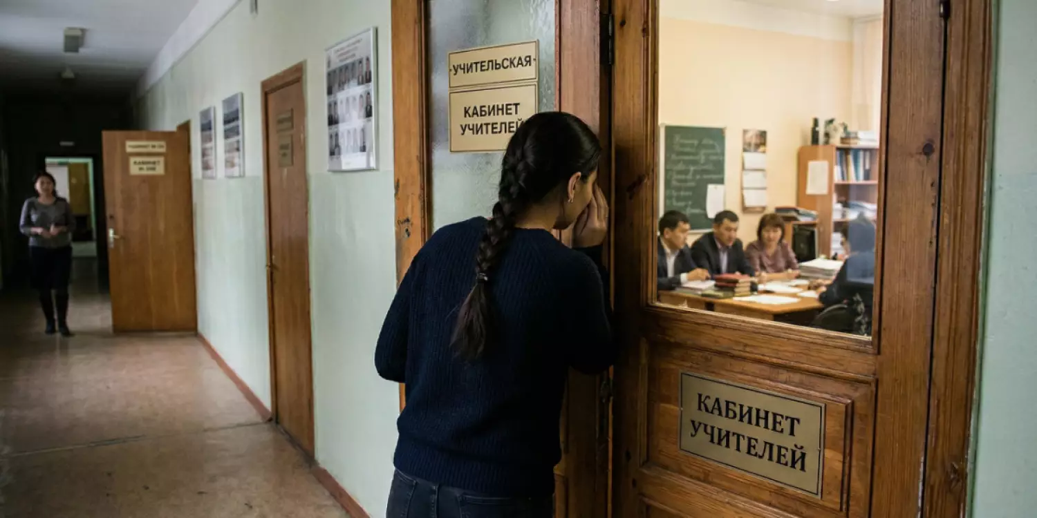 «Өсекпен айналысатын, тәрбиешілерге жала жауып, көп мөлшерде ақша жинайтын жемқор»: Таразда әйелге сот үкімі шықты