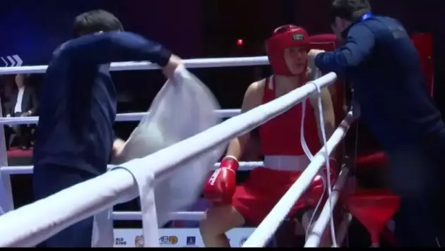 Қазақстандық боксшы АЧ финалына жетіп алтырға айқасады