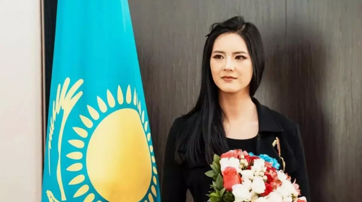 Бүгінгінің Муланы: Қазақстанның таңдауы неге дәл Тао Таоға түсті