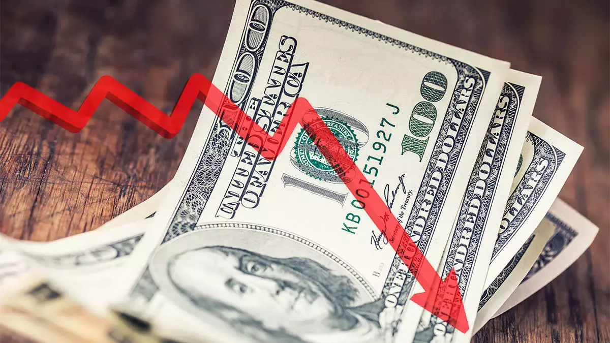 Доллар дешевеет: в обменниках Казахстана курс опустился до минимумов