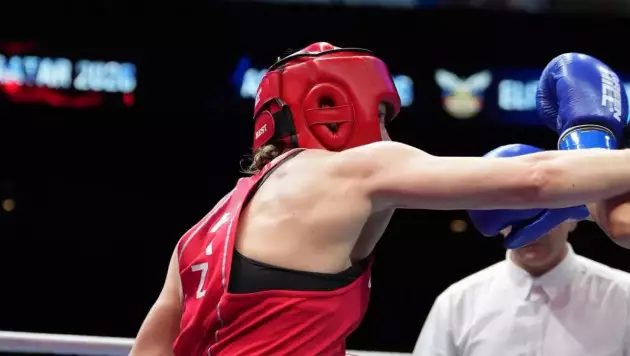 Қазақстандық боксшы Азия чемпионатының финалы үшін айқаста қытайдан жеңілді