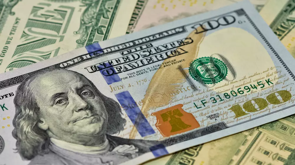 Доллар бағамы 2024 жылғы маусым деңгейіне дейін төмендеді