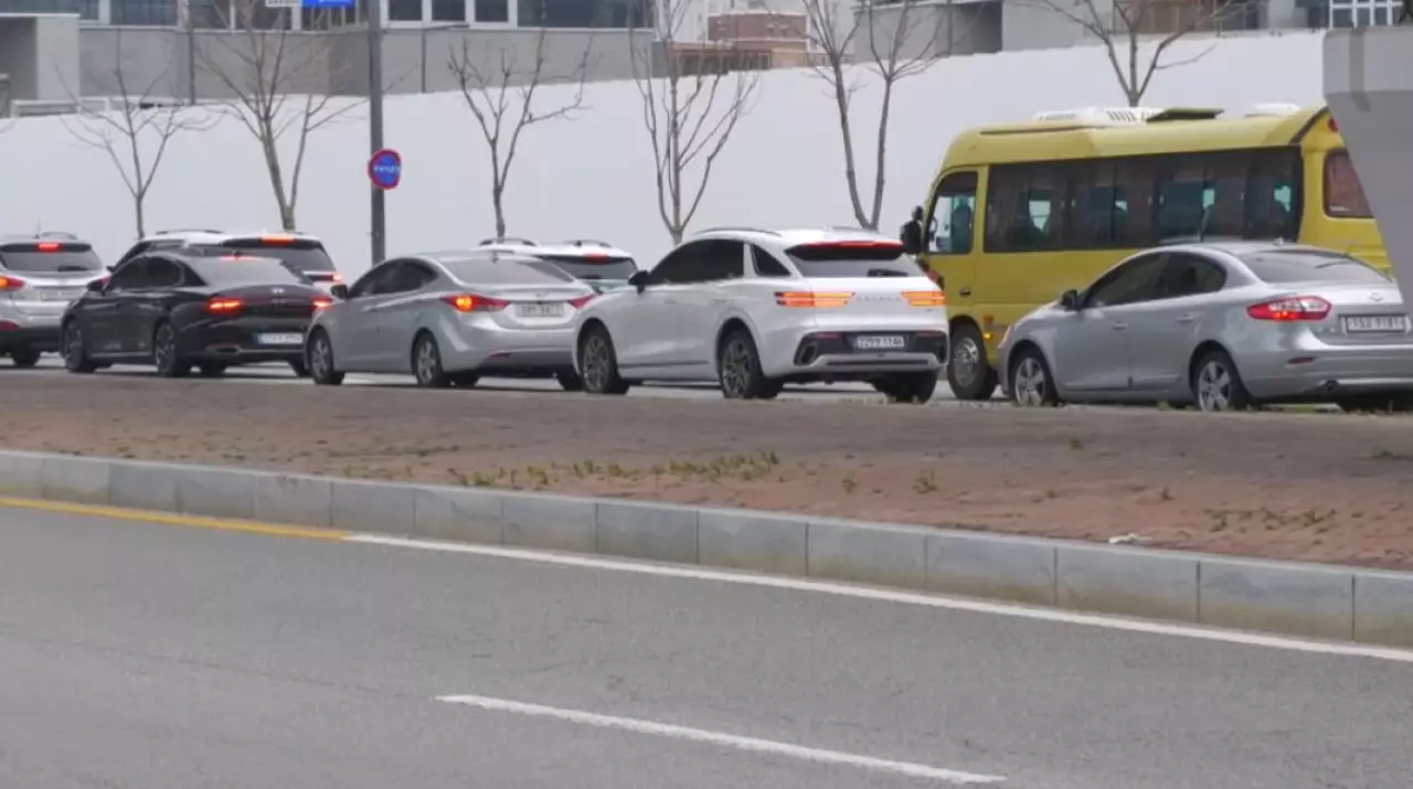 Госслужащим ограничили использование авто в Южной Корее