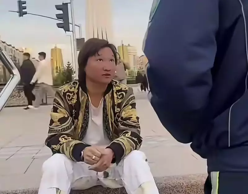 Скандального блогера Азамата Айталиева избили в Астане