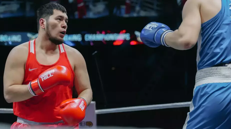 Казахстан vs Узбекистан в полуфиналах: Прямая трансляция ЧА-2026 по боксу