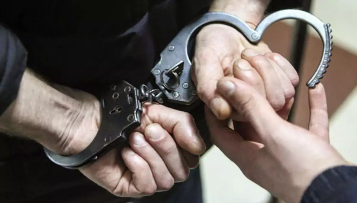 "Екі баланың анасын пышақтап өлтіріп, өзі 25-қабаттан секіріп кеткен": Астанада қылмыс жасағанын "ұмытып қалған" күдіктіге қатысты сот өтуде