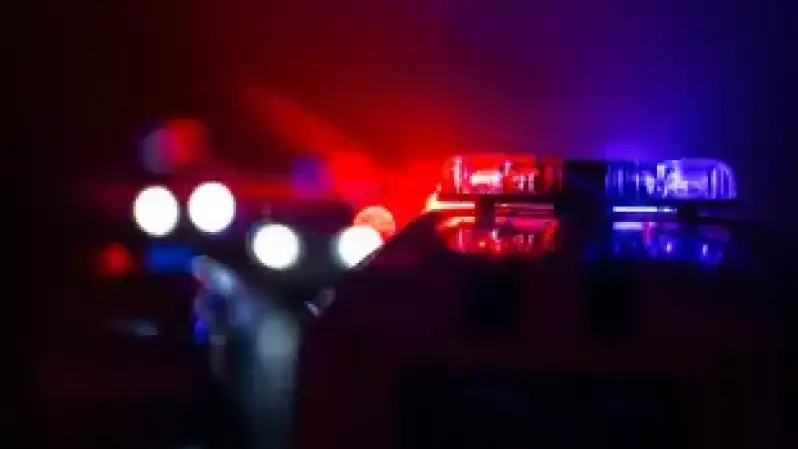 Астанада полициядан қашқан жүргізуші апатқа ұшырады