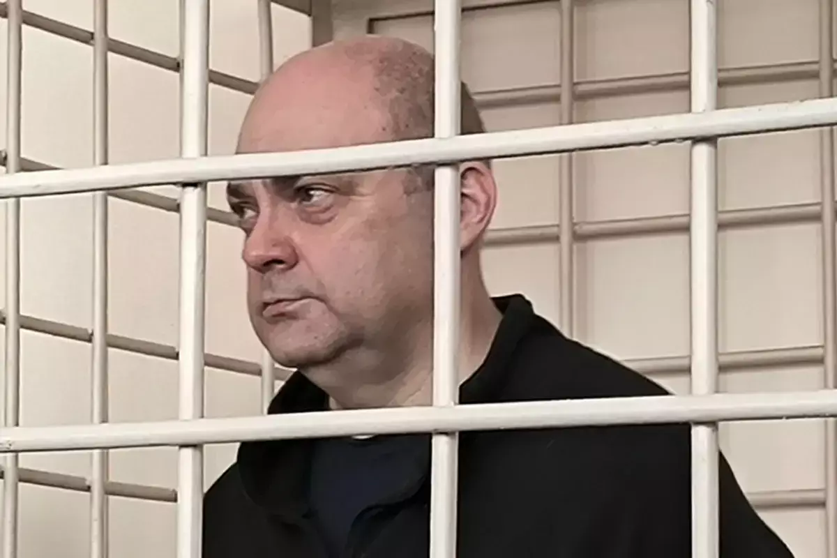 Суд приговорил экс-губернатора Курской области к 14 годам колонии - новости на Lada.kz 06.04.2026