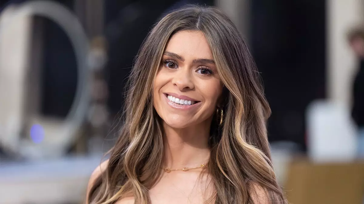 Тейлор Фрэнки Пол заявила, что покидает мормонскую церковь на фоне скандала с домашним насилием, которое она назвала "адом на земле".