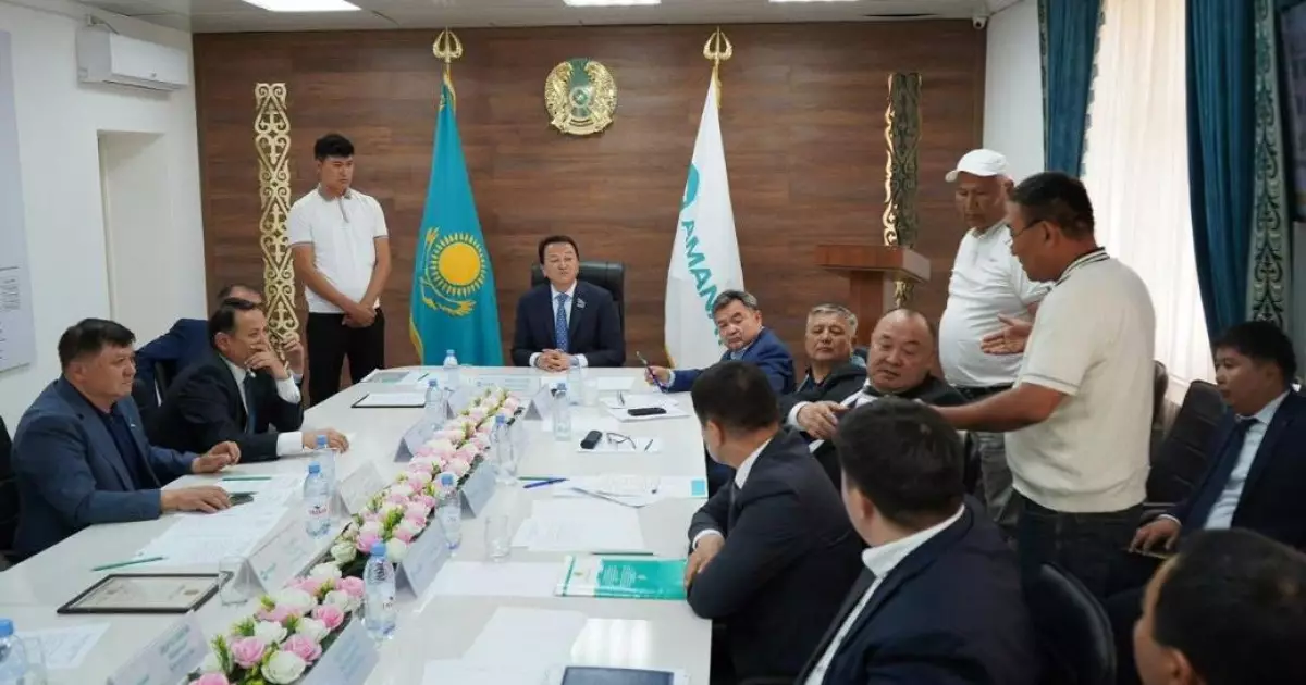   Жер ел игілігіне қызмет етуге тиіс   