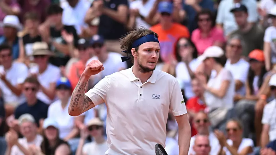 Один из лучших стартов сезона в карьере - Александр Бублик перед началом грунтового сезона (ВИДЕО)