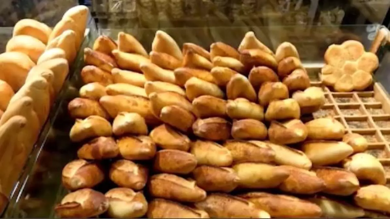 Түркияда нан бағасы шарықтады