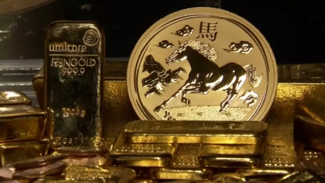 Казахстан резко наращивает золотые резервы