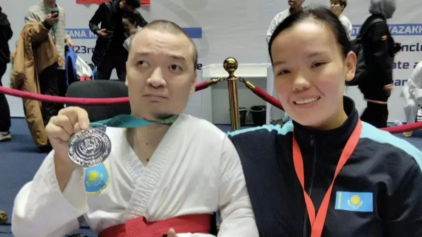 «Жалақыңнан 50 мың теңге аударасың»: Параспортшы өзіне қысым көрсетілгенін мәлімдеді