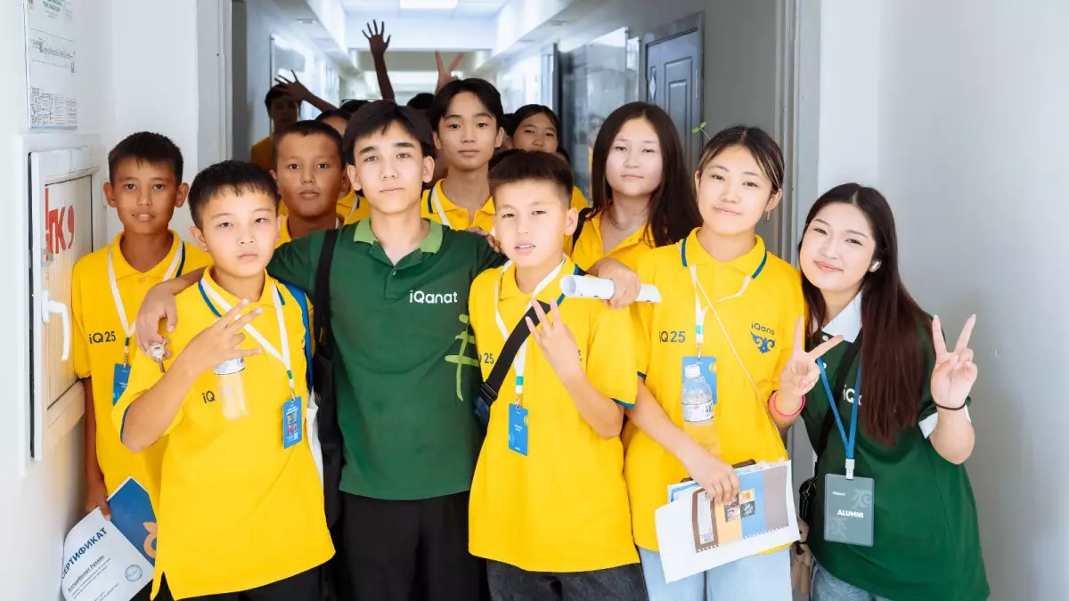 17 жастағы ауыл оқушысы 22 балаға грант ұтып алуға көмектесті