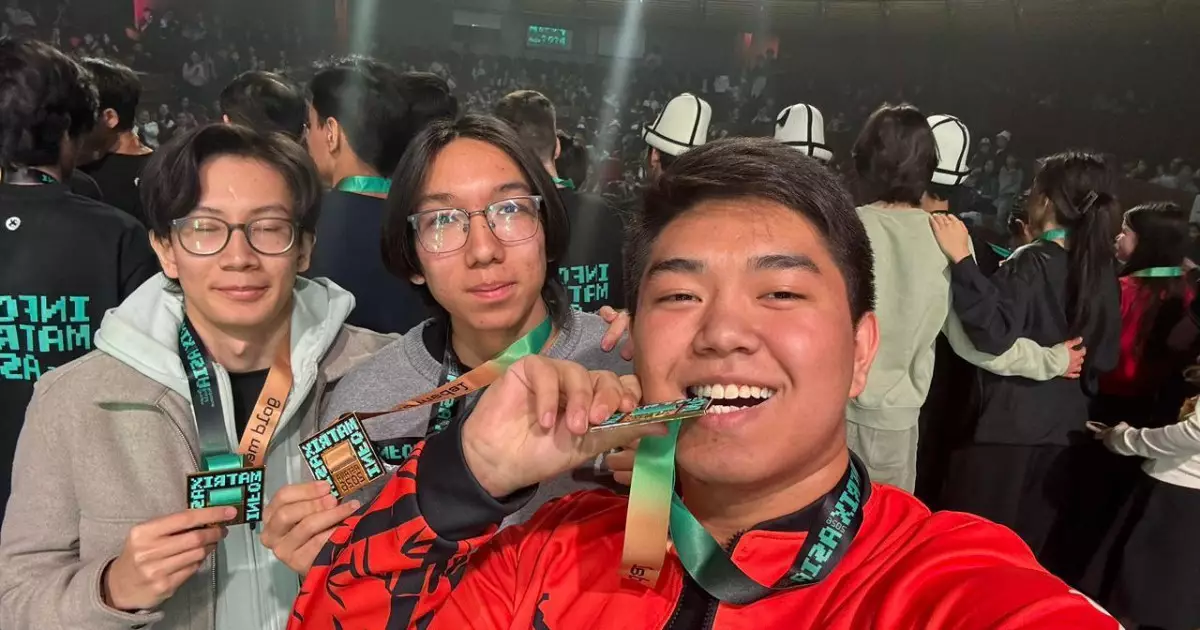   Оқушылар үйінді астында қалған адамдарды іздеуге арналған құтқарушы робот әзірледі   