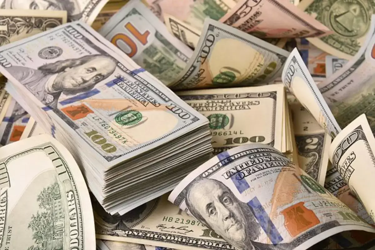 Телефонные мошенники заставили школьника выбросить 40 тысяч долларов из окна - новости на Lada.kz 07.04.2026