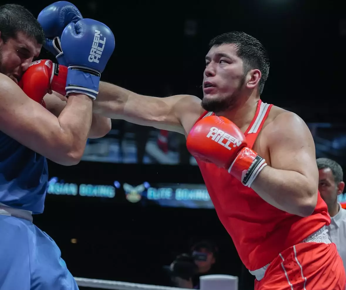 Айбек Оралбай Азия чемпионатының финалына шықты