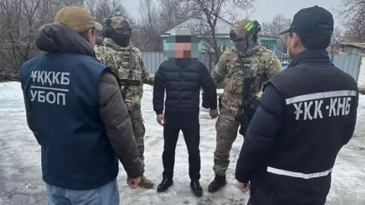 Талдықорғанда бопсалаушылар таныстарын қорқытып, несие алуға мәжбүрлеген