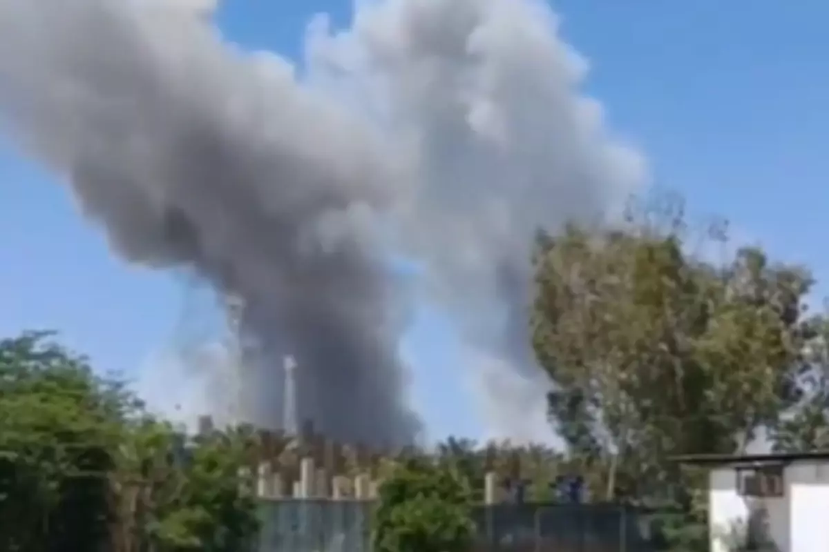 Взрывы на главном экспортном узле Ирана: остров Харк остался без света