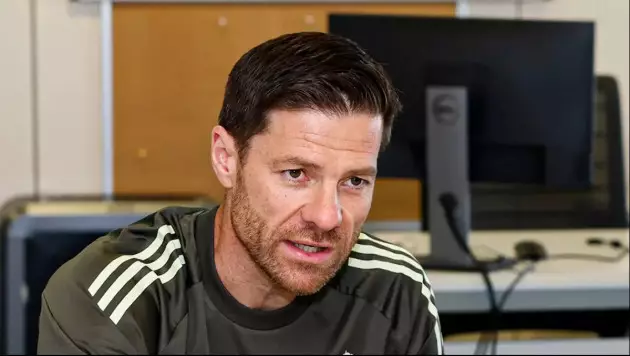 Фанаты "Ливерпуля" довели жену Хаби Алонсо: в чем причина?