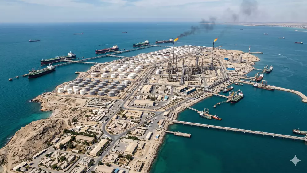 АҚШ пен Израиль Иранның басты мұнай торабына соққы жасады - БАҚ